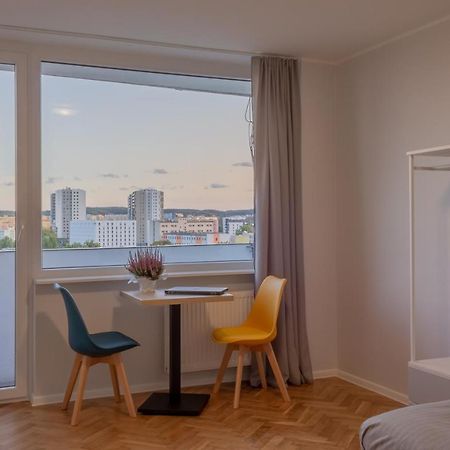 Initium Rooms - Pokoje Na Wynajem - Obroncow Wybrzeza 4D กดัญสก์ ภายนอก รูปภาพ