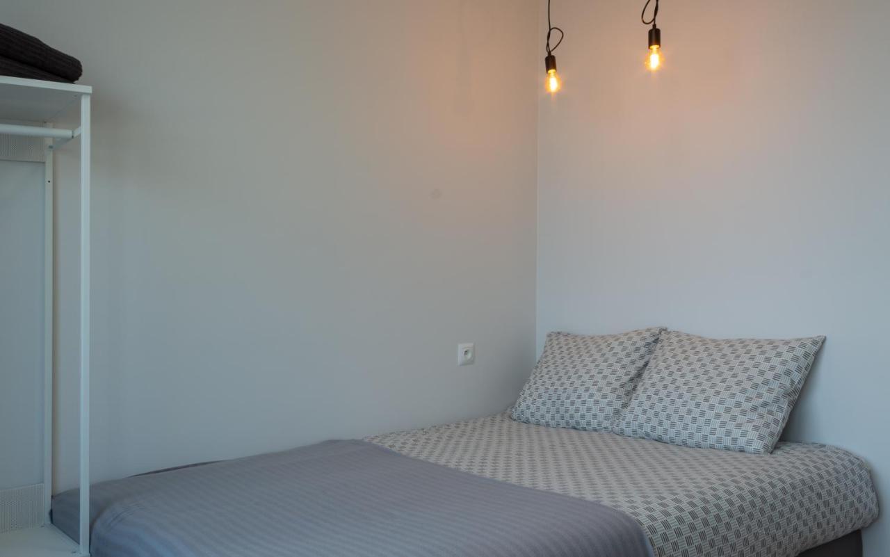Initium Rooms - Pokoje Na Wynajem - Obroncow Wybrzeza 4D กดัญสก์ ภายนอก รูปภาพ