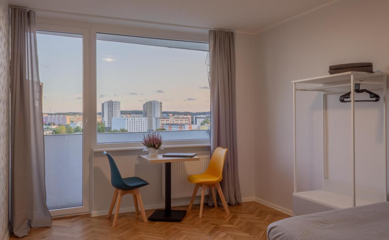 Initium Rooms - Pokoje Na Wynajem - Obroncow Wybrzeza 4D กดัญสก์ ภายนอก รูปภาพ