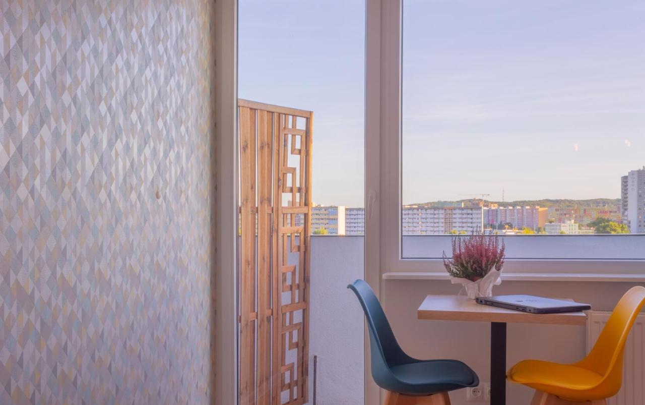 Initium Rooms - Pokoje Na Wynajem - Obroncow Wybrzeza 4D กดัญสก์ ภายนอก รูปภาพ